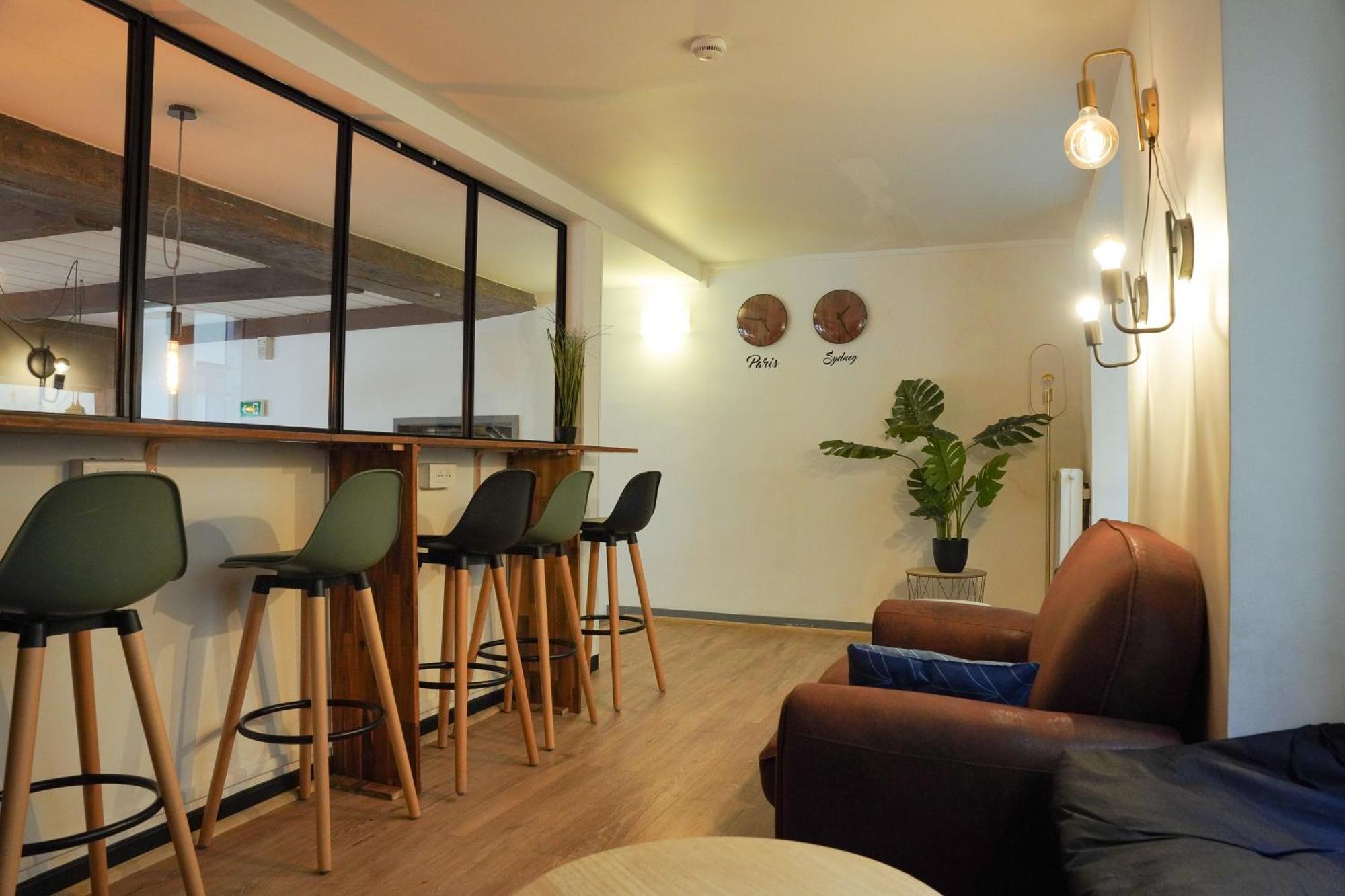Mije Marais Hostel *