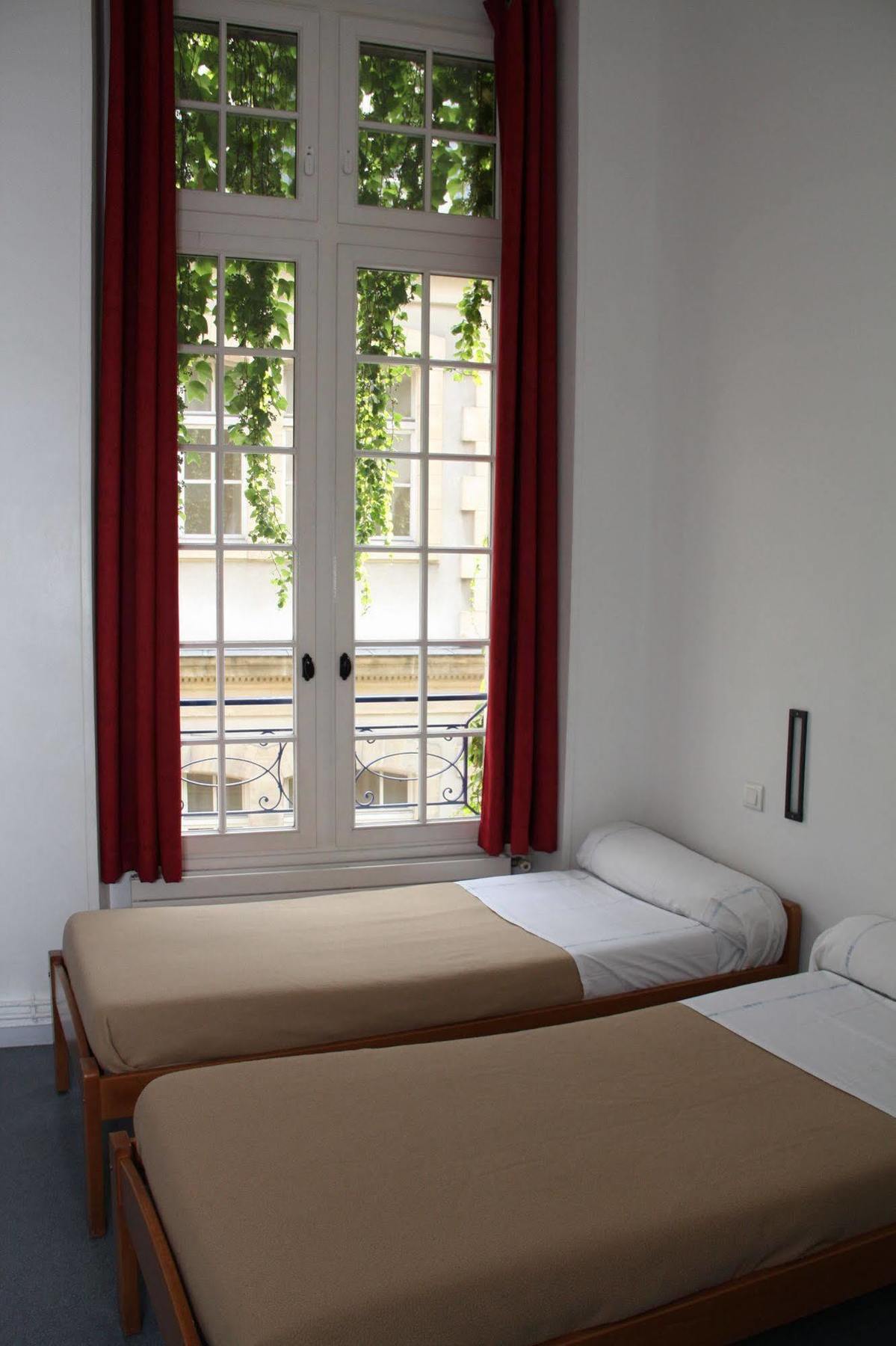 Hostel Mije Marais Hostel *