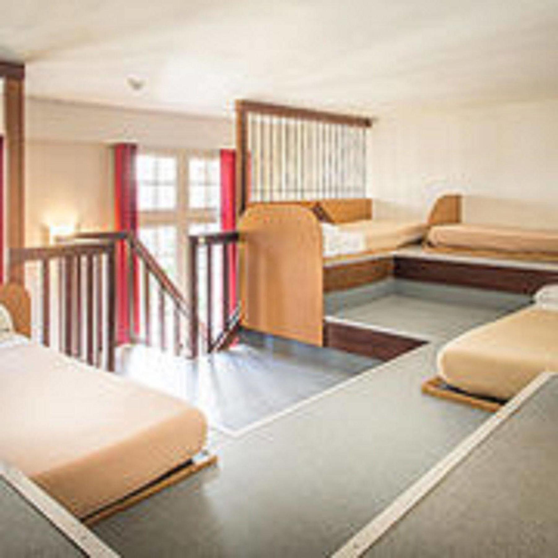 Hostel Mije Marais Hostel *