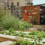 Mije Marais Hostel