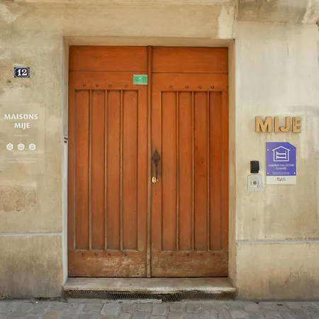 Mije Marais Hostel *