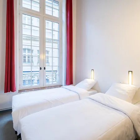 Mije Marais Hostel