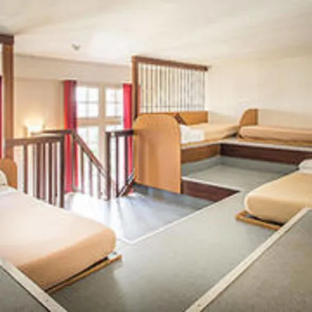 Hostel Mije Marais Hostel *
